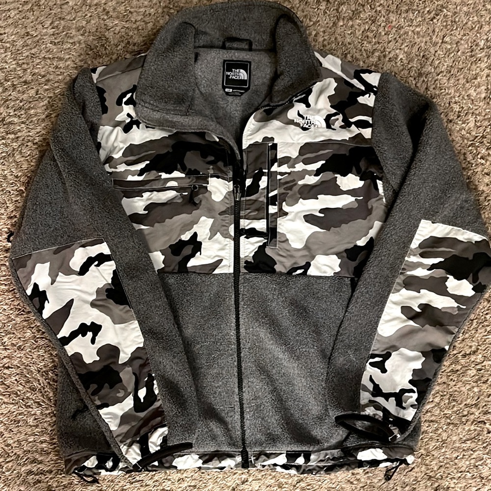 Size large North Face jacket